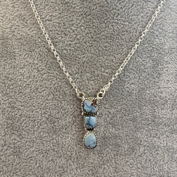 ❤️ Golden Hills Turquoise 3 Stone Navajo 925 Necklace Pendant 18+2” 8.8gms - Picture 3 of 12